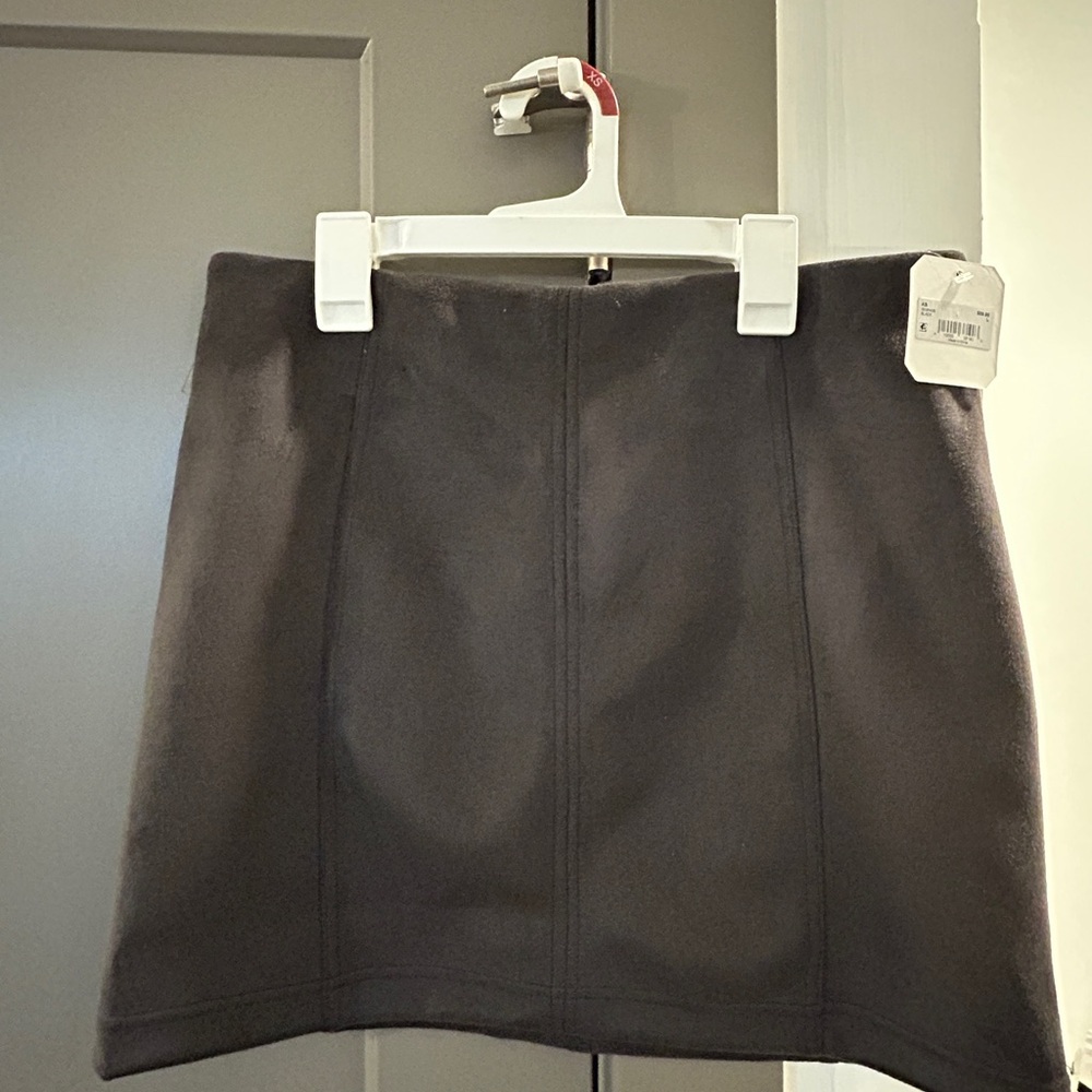 Black faux suede skirt new